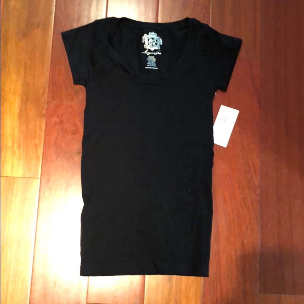 Black T-shirt